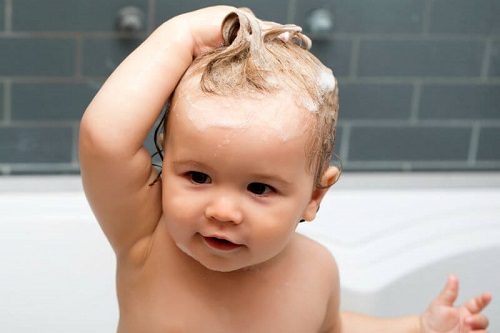 7 Homemade Natural Baby Care Recipes